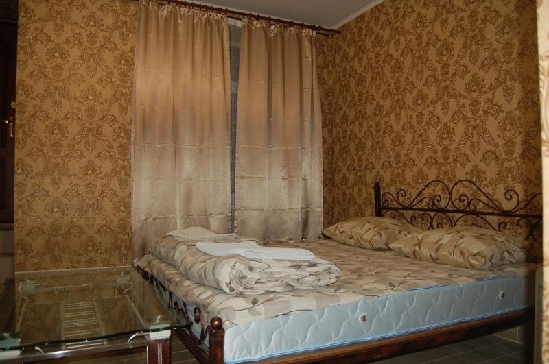 Apartment On Stepana Bandery 37 Постійне Електропостачання Lviv Kültér fotó